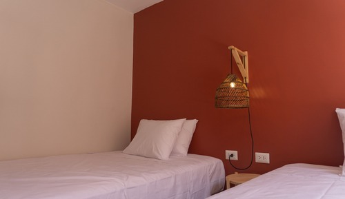 Double 2 Beds Shared Bathroom