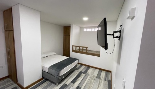 Deluxe Quadruple Room, Private Bathroom