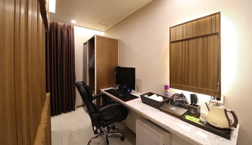Premium Twin Room