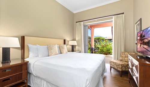 Condo (2 Bedrooms)