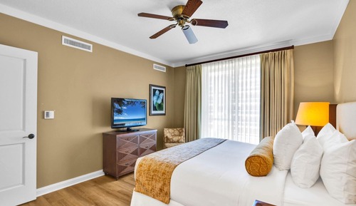 Condo (2 Bedrooms)