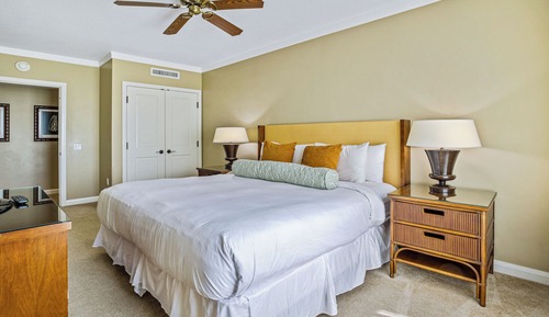 Condo (2 Bedrooms)