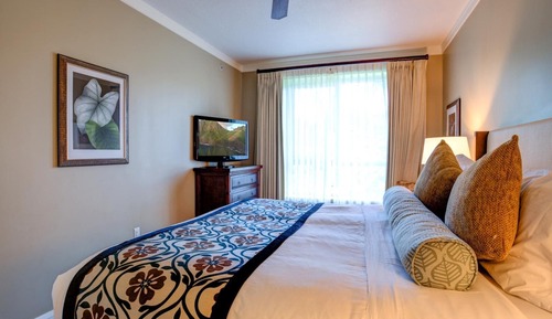 Condo (2 Bedrooms)