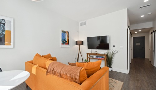 Condo, 1 King Bed, Balcony (Unit 400)