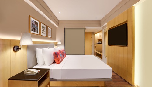 Superior King Room