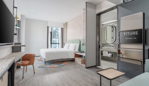 Suite, 1 King Bed