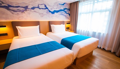 Comfort Twin Room
