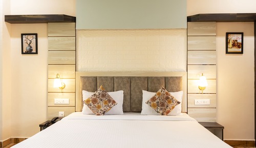 Premier Room