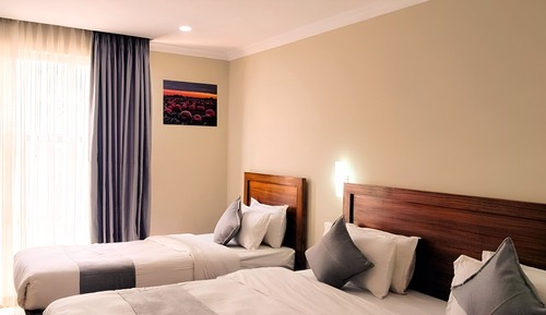 Deluxe Twin Room