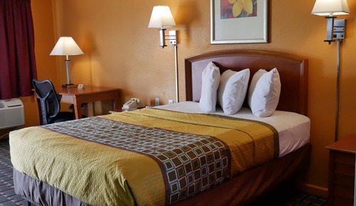 Standard Room, 1 Queen Bed, Non Smoking