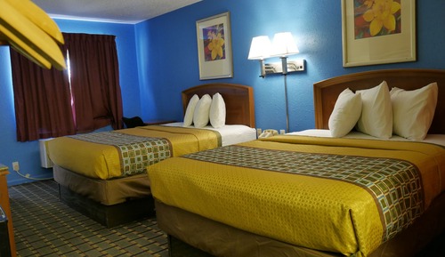 Standard Room, 2 Queen Beds, Non Smoking