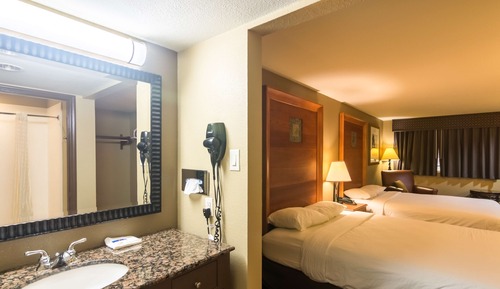 Deluxe Room, 2 Queen Beds, Non Smoking, Refrigerator & Microwave