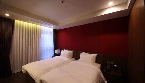 Deluxe Twin Room