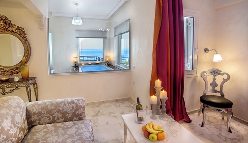 Panoramic Suite Sea View with Table Fireplace, Indoor & Outdoor Rooftop Jetted Tub
