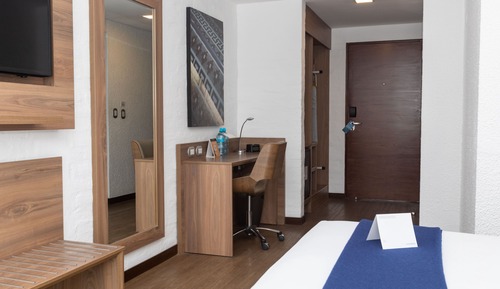 Superior Room, 1 Queen Bed, Terrace