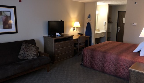 Standard Room, 1 King Bed, Non Smoking, Refrigerator & Microwave (Extended Stay)