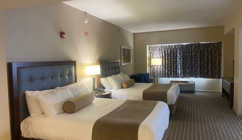 ADA Room 2 Queen beds and Roll In Shower