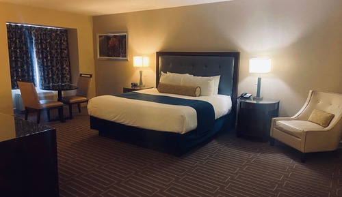 ADA Room With King Bed