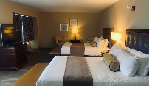 ADA Room with 2 Queen Beds