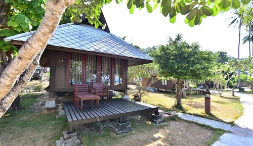 Beachfront Bungalow