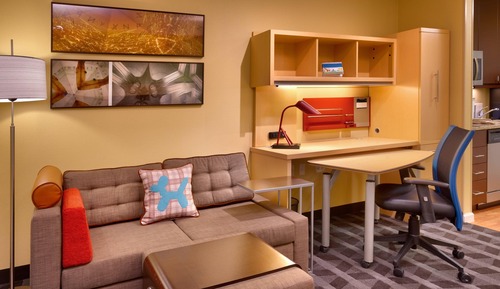 Studio, 1 King Bed with Sofa bed (Mobility Accessible, Tub)