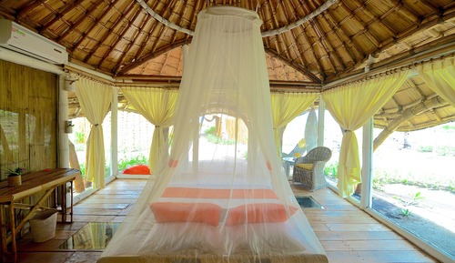 Superior Bungalow, Beach View