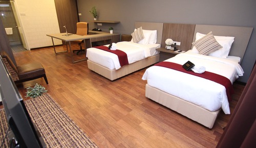 Deluxe Twin Room