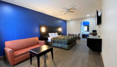 Standard Room, 1 King Bed, Smoking