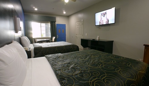 Standard Room, 2 Queen Beds, Non Smoking