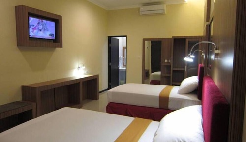 Business Double or Twin Room, 1 Double or 2 Twin Beds, Garden View