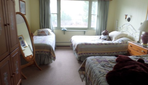 Garden Room, 1 Queen, 1 Double, and 1 Twin Bed (#6)