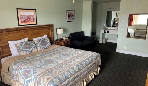 Standard Room, 1 King Bed, Non Smoking