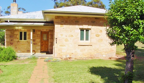 Lodge (up to four guests)