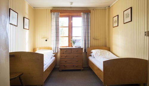 Basic Double Room, Shared Bathroom