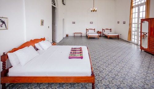 Triple Room