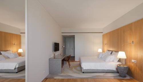 Single Room (Castanea)