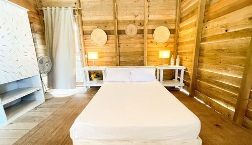 Exclusive Cabin