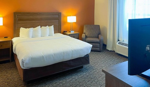 Suite, 1 King Bed with Sofa bed, Accessible, Non Smoking
