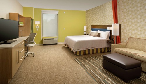 Studio, 1 King Bed, Accessible, Non Smoking (Hearing)