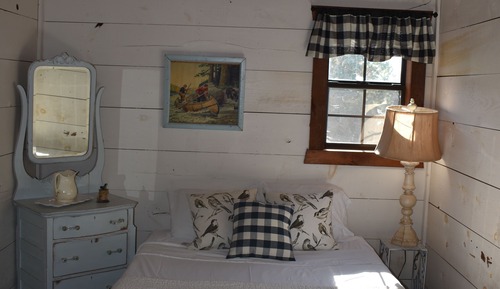 Pinecone Cabin