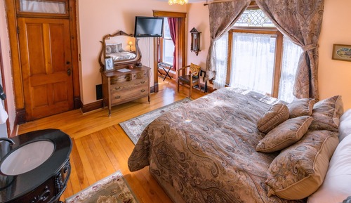 Superior Suite