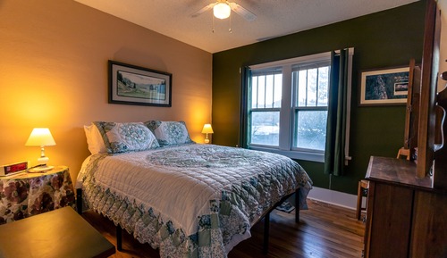 Comfort Cottage, 2 Bedrooms, Mountain View