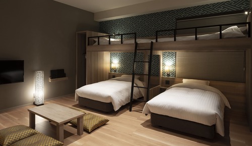 K Park Twin + Loft 2 (Sleeps up to 4)