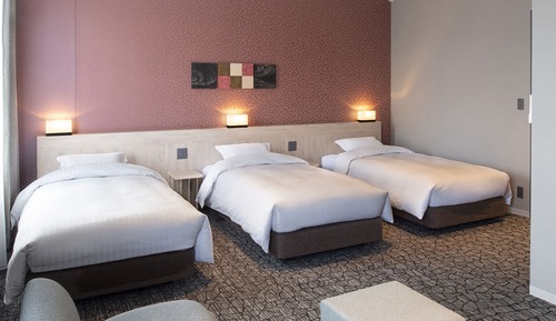 K Park Luxury Triple (Universal 3-person occupancy)