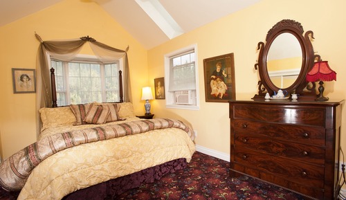 Luxury Cottage, 1 Bedroom, Jetted Tub, River View