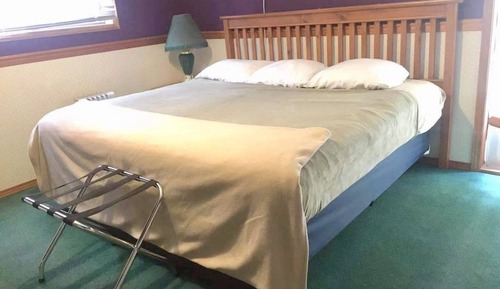 Indigo King Room