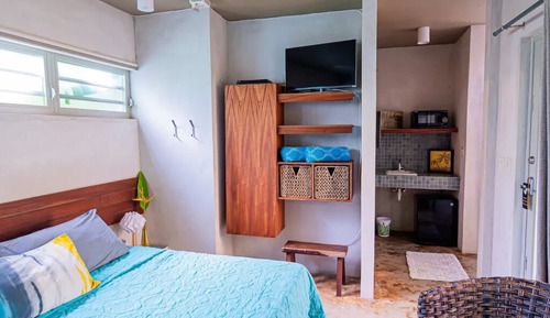 Premium Room, 1 King Bed, Non Smoking, Balcony