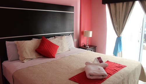 Deluxe Room, 1 King Bed