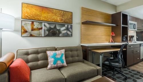 Studio, 1 King Bed with Sofa bed (Hearing Accessible)