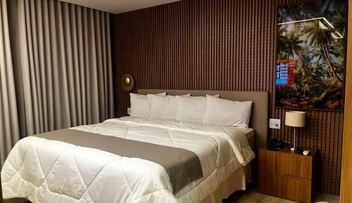 Premium Suite